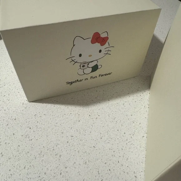 Hello Kitty x Starbucks Collab Mug - Picture 3 of 3